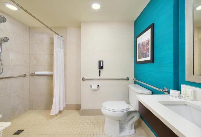 キングサイズベッドのスタンダードルーム, Courtyard By Marriott Times Square West