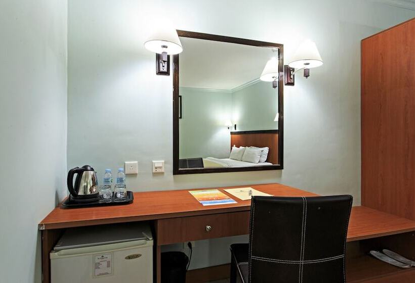 디럭스 룸, The Orchard Cebu Hotel & Suites