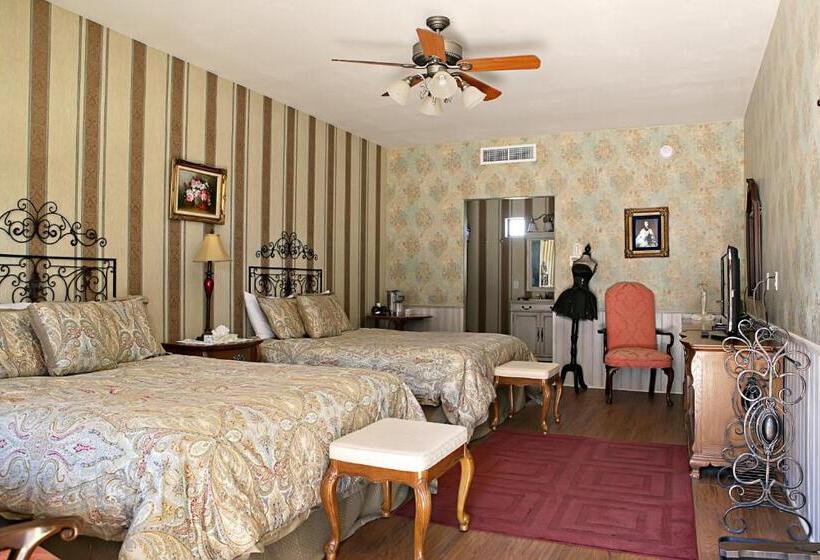 Номер Стандарт, Tombstone Monument Guest Ranch