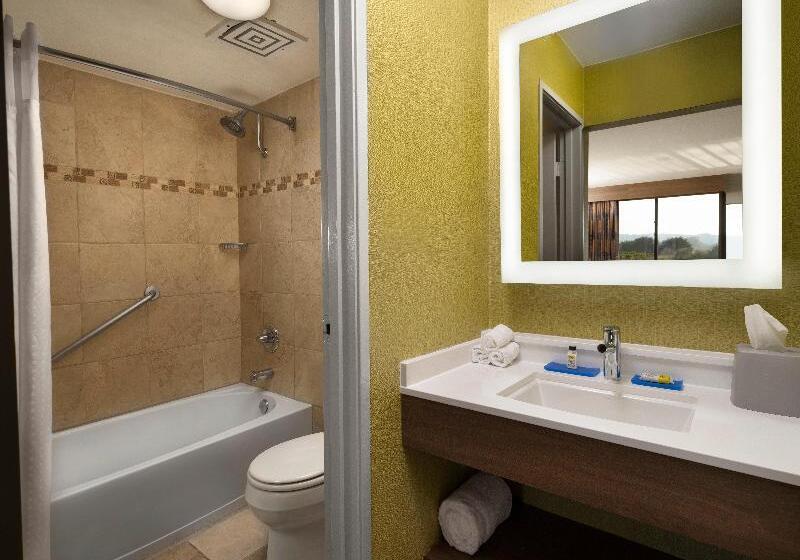 اتاق استاندارد سه نفره, Villa Tolomei Hotel & Resort