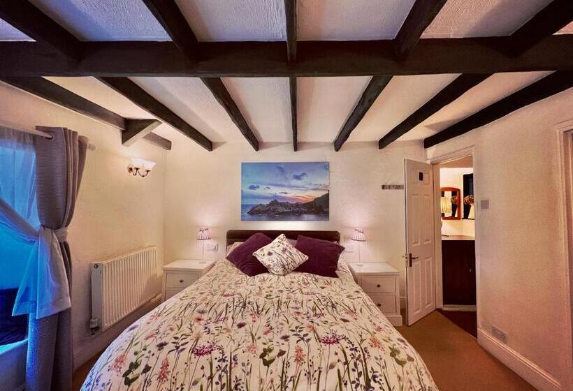 Номер Стандарт, The Cottage Bed & Breakfast