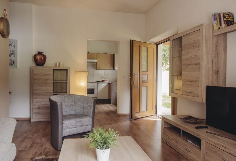 Апартаменты Comfort 2 Спальни, Aparthotels Berwang, Haus Cornelia En Haus Wiesengrund