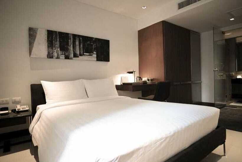 اتاق استاندارد یک نفره, S33 Compact Sukhumvit