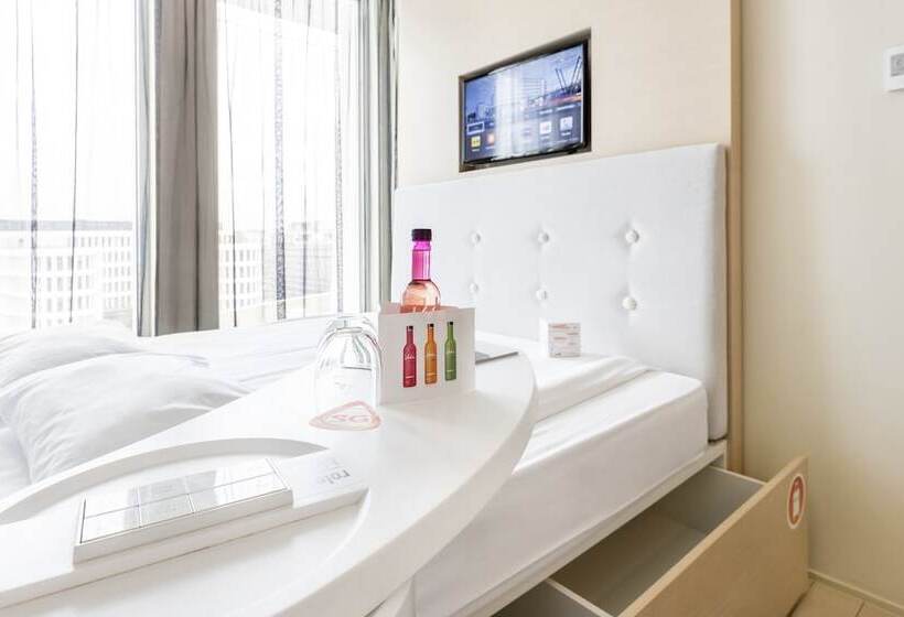 Номер Стандарт, Sound Garden Hotel Airport