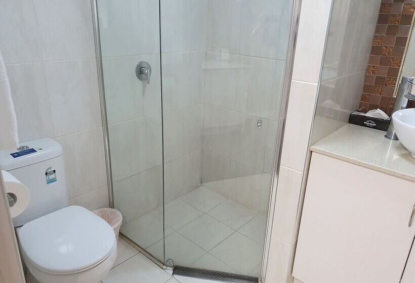 Family Suite, The Aston Motel Tamworth