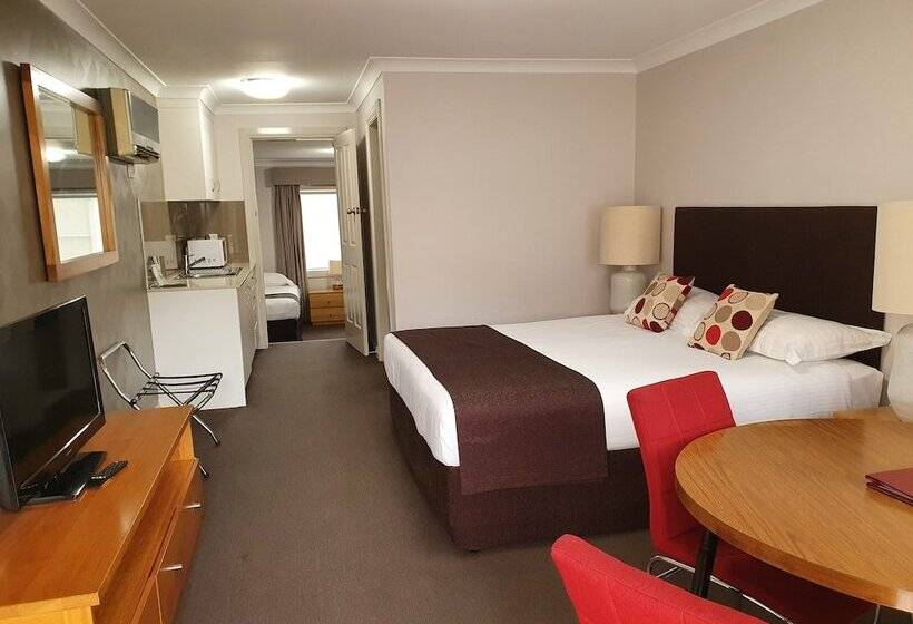 Family Suite, The Aston Motel Tamworth