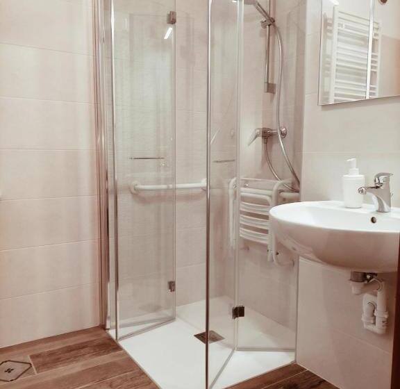 Номер Стандарт Трехместный, Aparthotel Strembo
