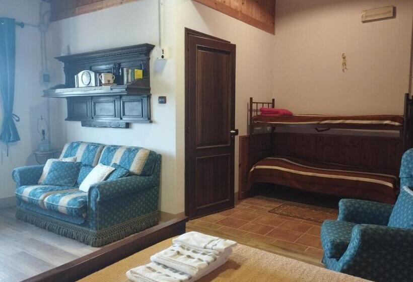 Четырехместный Номер Стандарт, Casa Del Puck