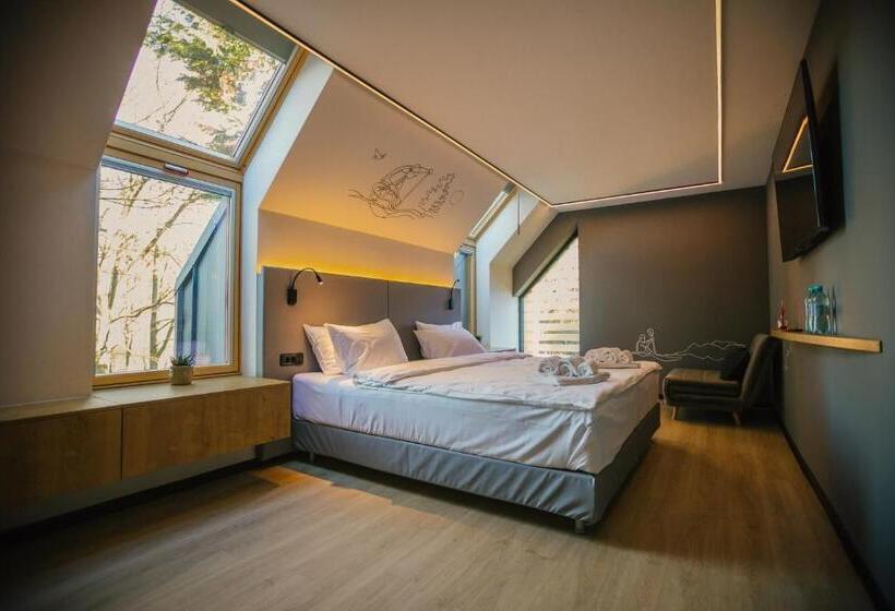 غرفة قياسية ثلاثية, Adventure Lake Resort  Simared