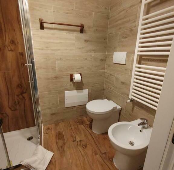 Четырехместный Номер Стандарт, Borgo Sciugolo