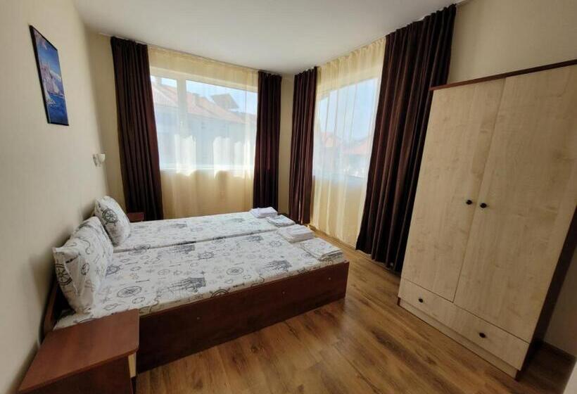 Апартаменты 1 Спальня, Guesthouse Iceberg