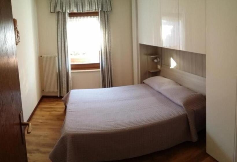 Апартаменты 1 Спальня, Residence La Pineta