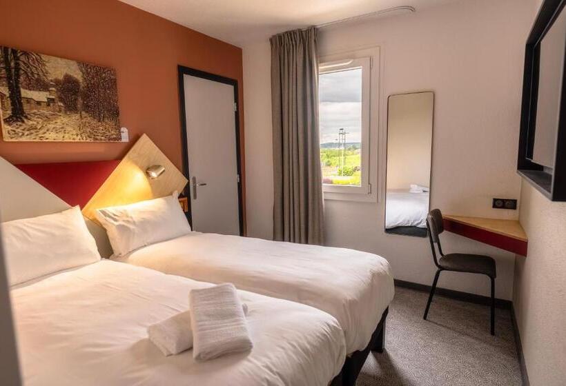 Номер Стандарт, Greet Hôtel Montbéliard