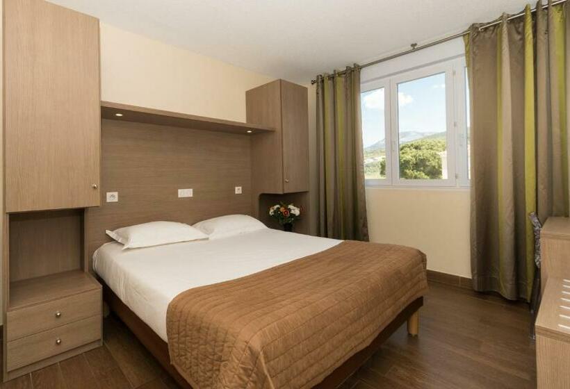 Номер Стандарт Вид на Горы, Hôtel Thalassa