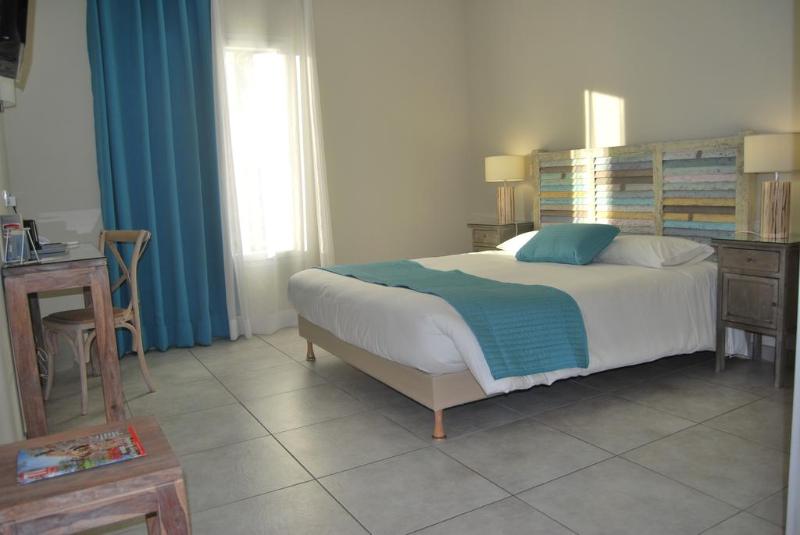 Номер Стандарт, Kyriad Perpignan Sud