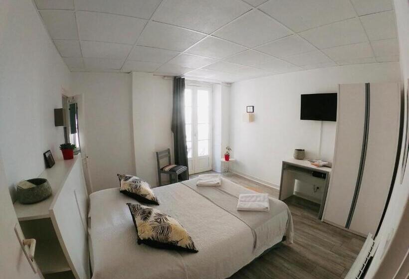 اتاق استاندارد, Le Petit Hôtel