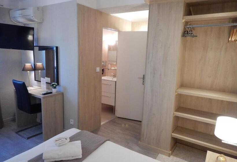 스탠다드 룸, Miramar  Cap D Antibes   La Garoupe Plage