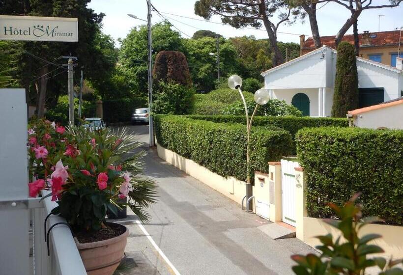 스탠다드 발코니 룸 측면 바다 전망, Miramar  Cap D Antibes   La Garoupe Plage