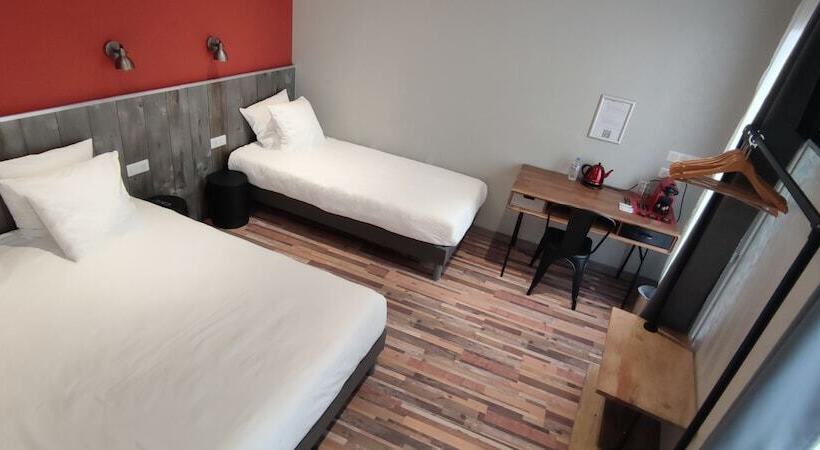 スタンダードトリプルルーム, Logis Hotel Yseria   Historical Center