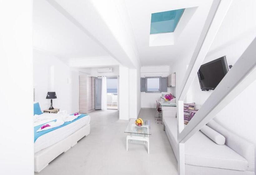 Люкс Вид на Море, Blue Waves Suites & Apartments