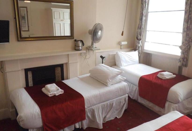 Номер Стандарт Четырехместный Совместный Санузел, Arran House