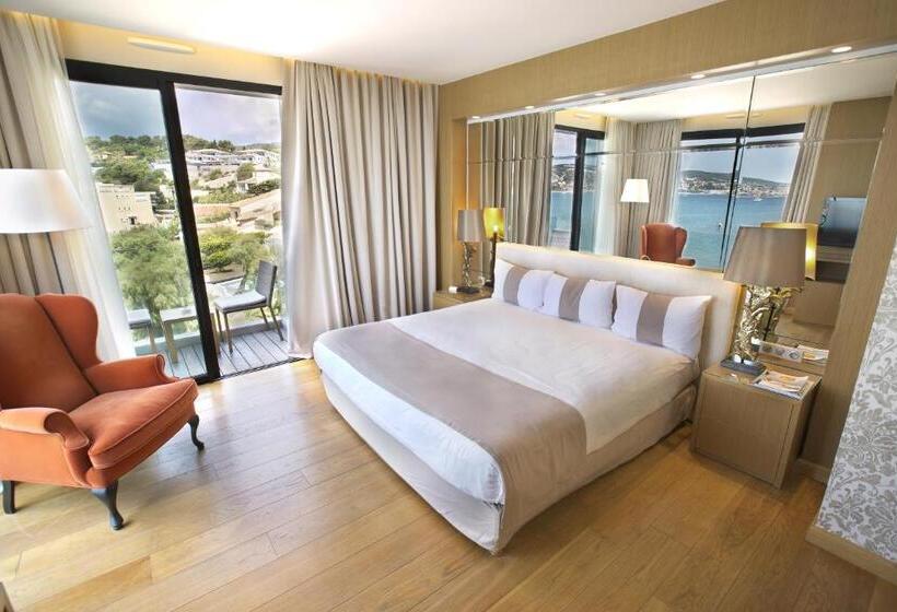 Люкс Deluxe Вид на Море, Hostellerie La Farandole