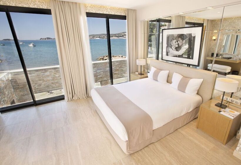 Полулюкс Вид на Море, Hostellerie La Farandole