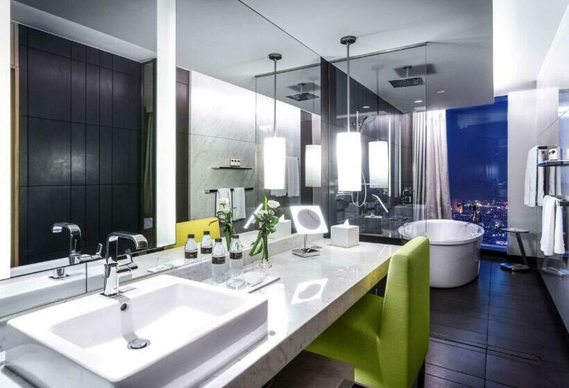 Номер Deluxe Кровать Кинг, Sofitel Dubai Downtown