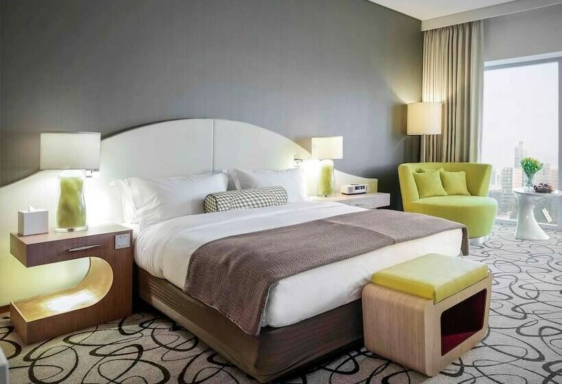 Номер Deluxe с Видом, Sofitel Dubai Downtown