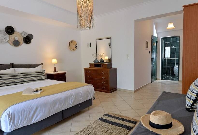 Трехместный Номер Классика, Aktaion Beach Boutique Hotel & Spa