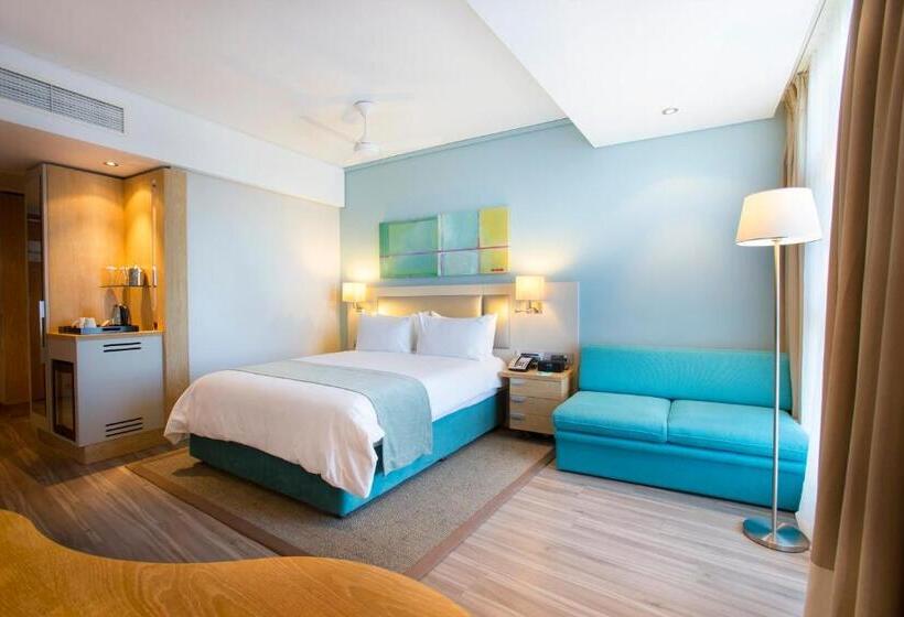 اتاق استاندارد با تخت دو نفره بزرگ, Holiday Inn Mauritius Mon Trésor, An Ihg
