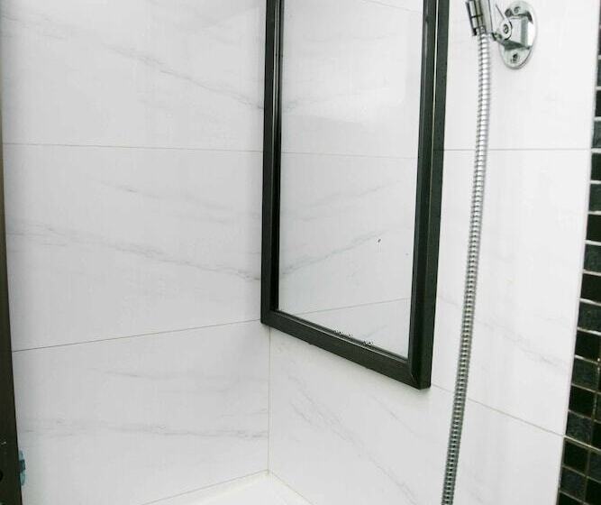اتاق استاندارد, Ah Shan Hostel
