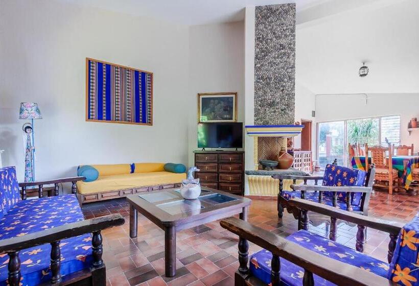 بنگله خانوادگی, Casa Jacobina Tepoztlán