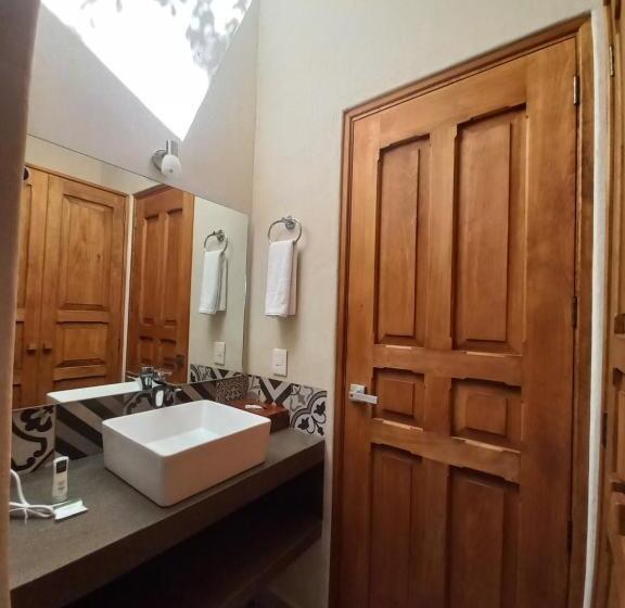 Chambre Deluxe, Junvay