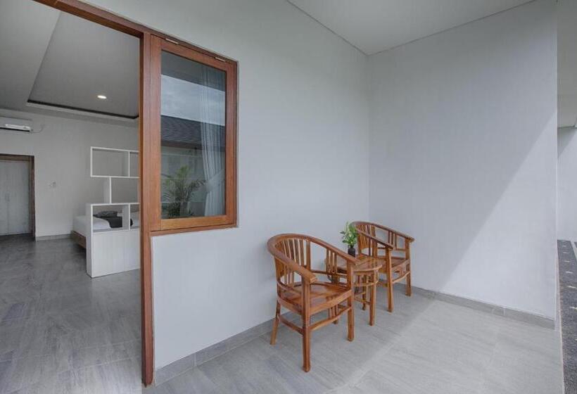 Номер Deluxe, Maisaba Canggu Hotel & Coworking Space