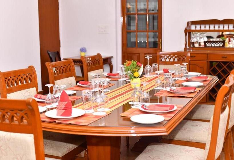 Вилла 3 Спальни, Niraamaya Blue Mountain  Chikmagalur