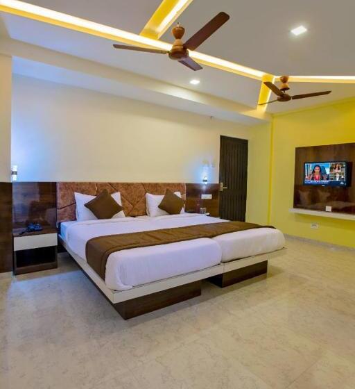 带城市景观的套间, Ivy Residency