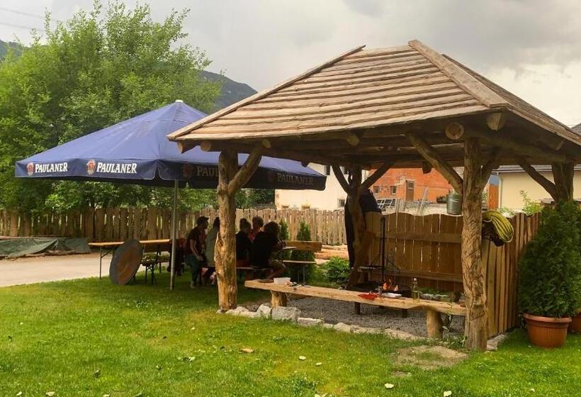 آپارتمان 1 خوابه با بالکن, Fankhauser Outdoorsport