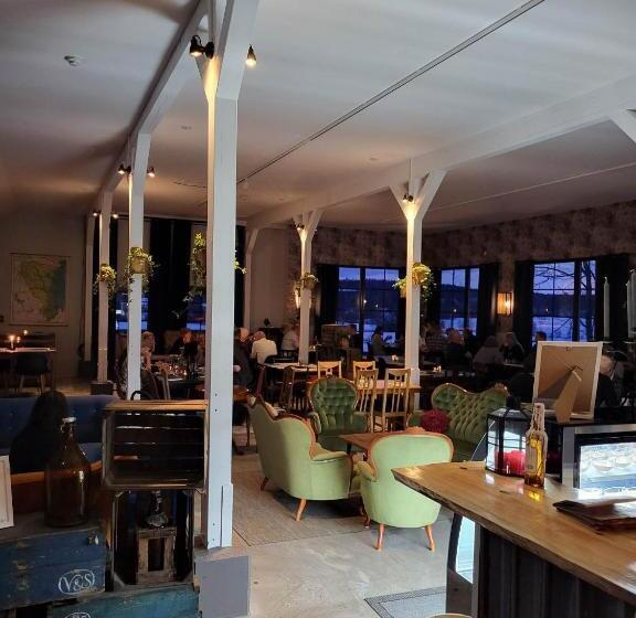 اتاق استاندارد چهار تخته, Nygården B&b Hälsingegård
