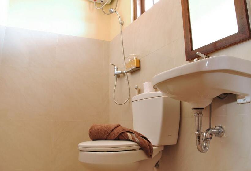 디럭스 룸, Bemo Corner Guest House