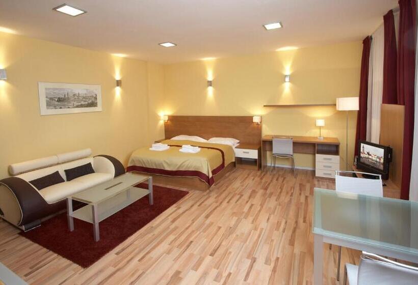 标准工作室, Residence U černé Věže české Budějovice