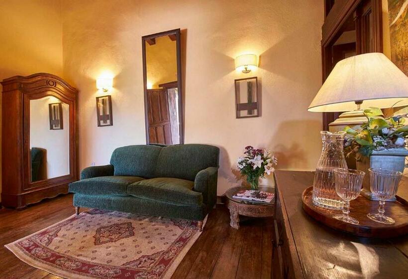 Люкс, Finca El Cortiñal
