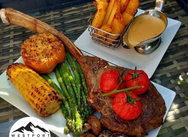 Семейный Номер, Westport Country Lodge
