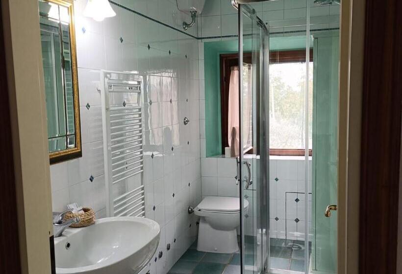 Номер Стандарт Вид на Сад, B&b Il Fienile San Gimignano
