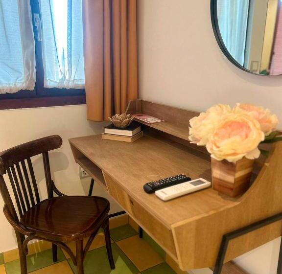 스탠다드 룸, Hostal Leon Dormido