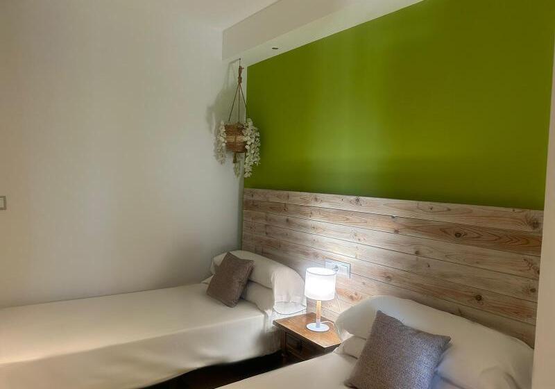 스탠다드 룸, Hostal Leon Dormido