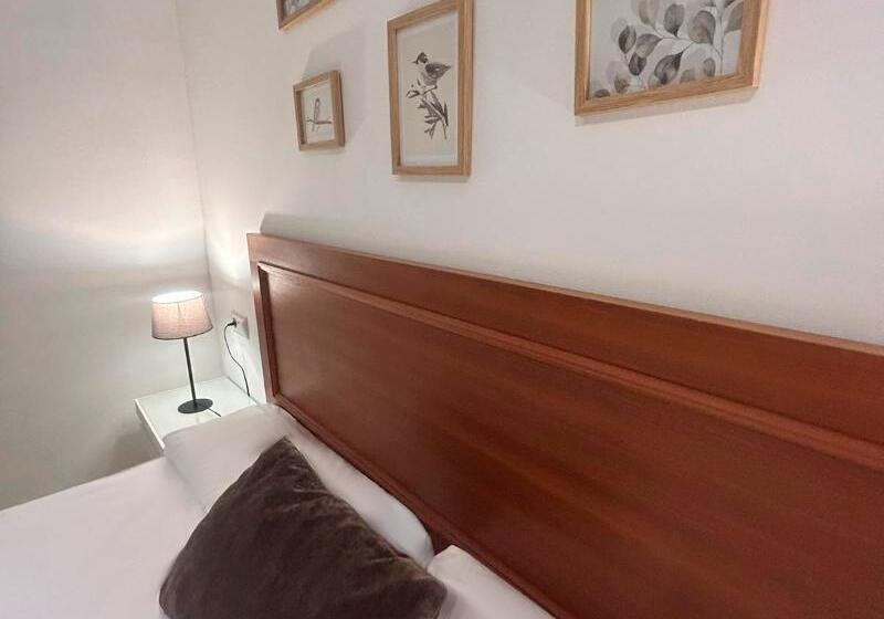 스탠다드 룸, Hostal Leon Dormido