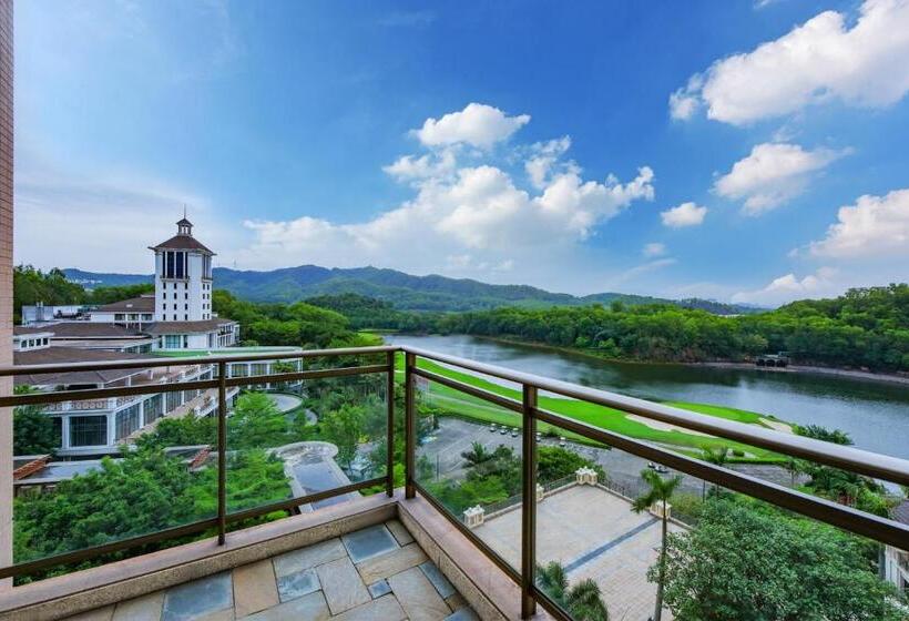 Номер Deluxe Вид на Озеро, Mission Hills Hotel Resorts Dongguan