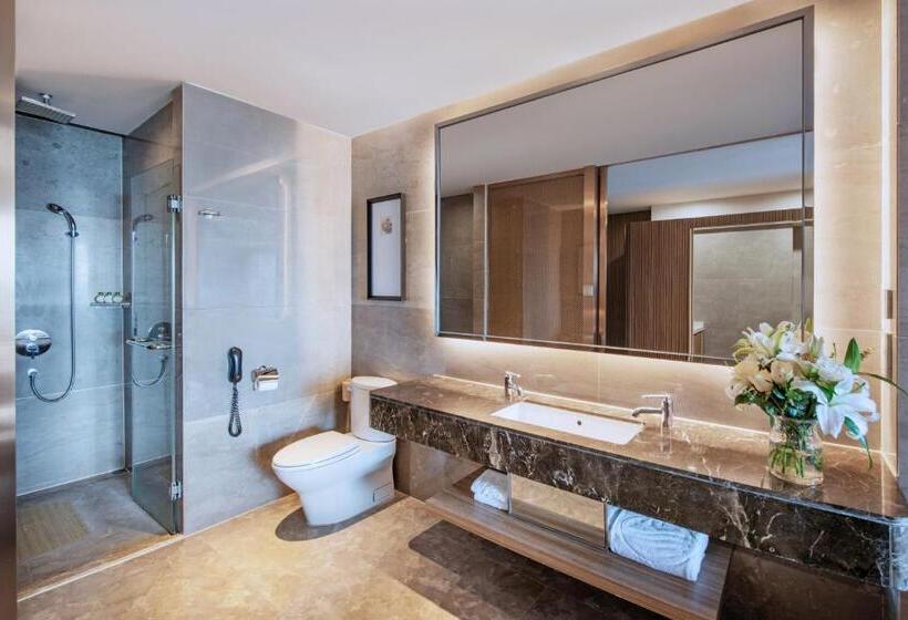 Номер Премиум Вид на Озеро, Mission Hills Hotel Resorts Dongguan