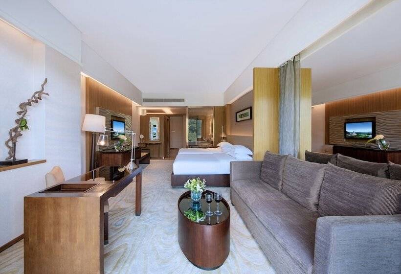 Номер Executive, Mission Hills Hotel Resorts Dongguan